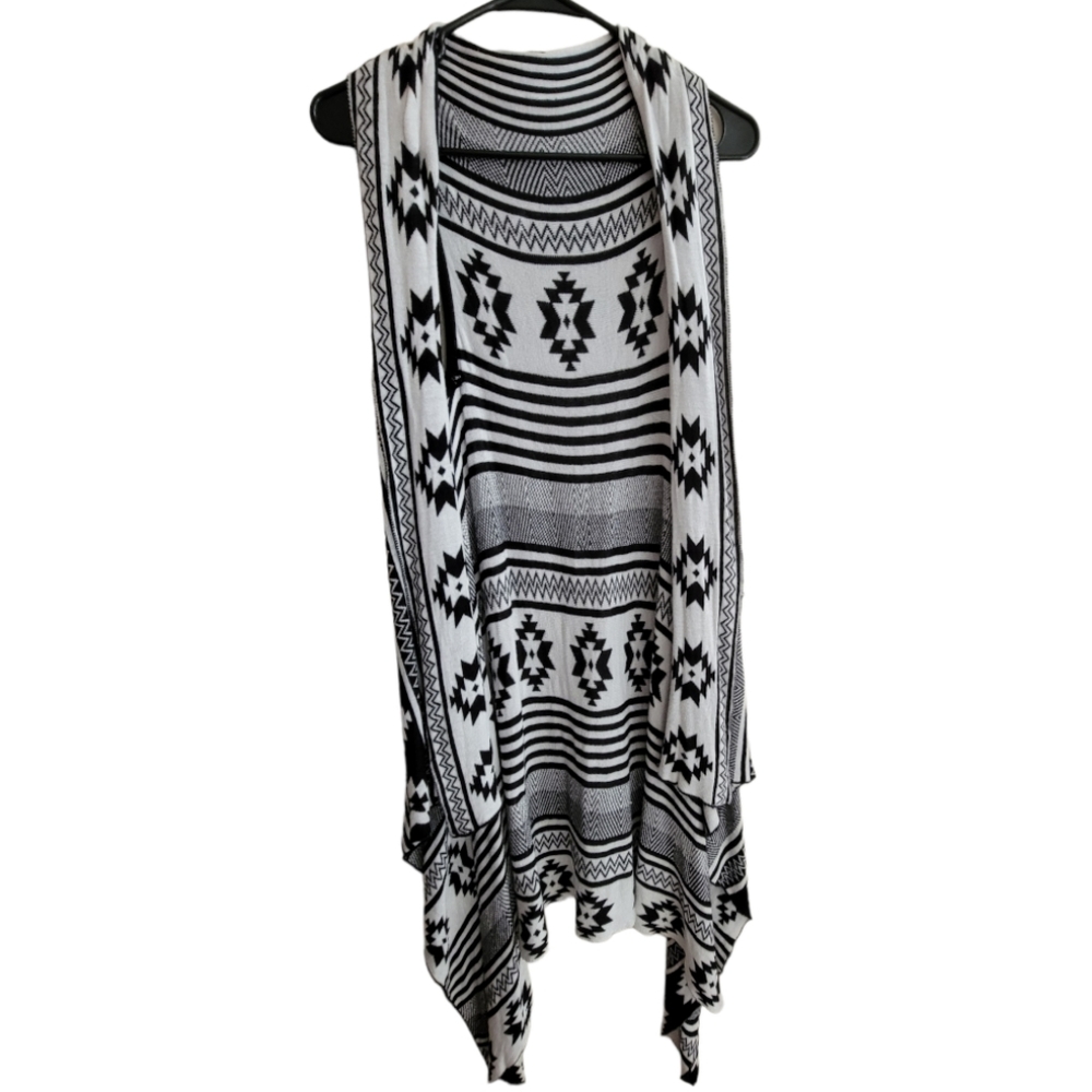 Open Front Draped Vest Southwest Aztec Print Size Medium